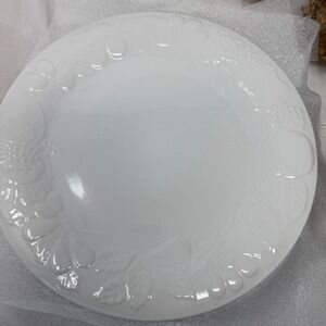 Gibson Housewares White China Dinner Plates Embossed Fruit Lot of 3 10.5 Inch